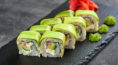 Rollitos de pepino al estilo sushi ideales para el verano
